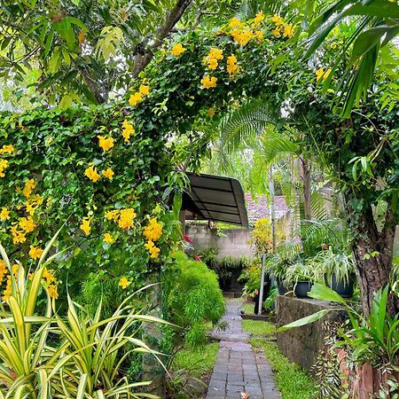 Nethmi Homestay & Restaurant 탕갈레 외부 사진