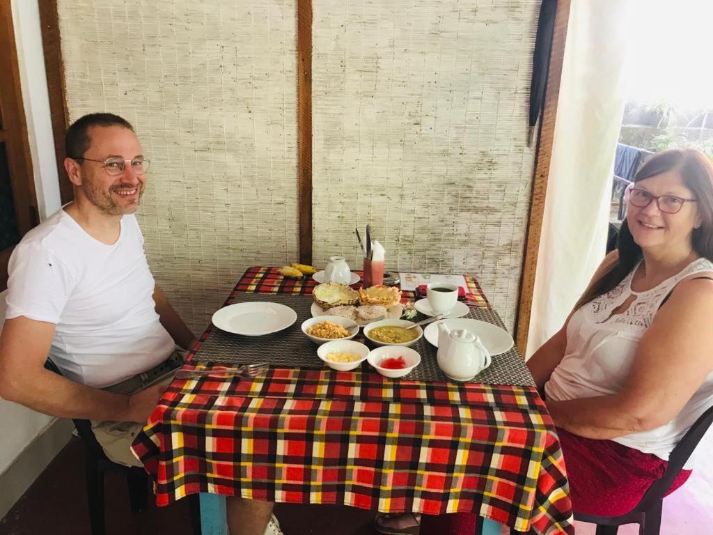 Nethmi Homestay & Restaurant 탕갈레 외부 사진