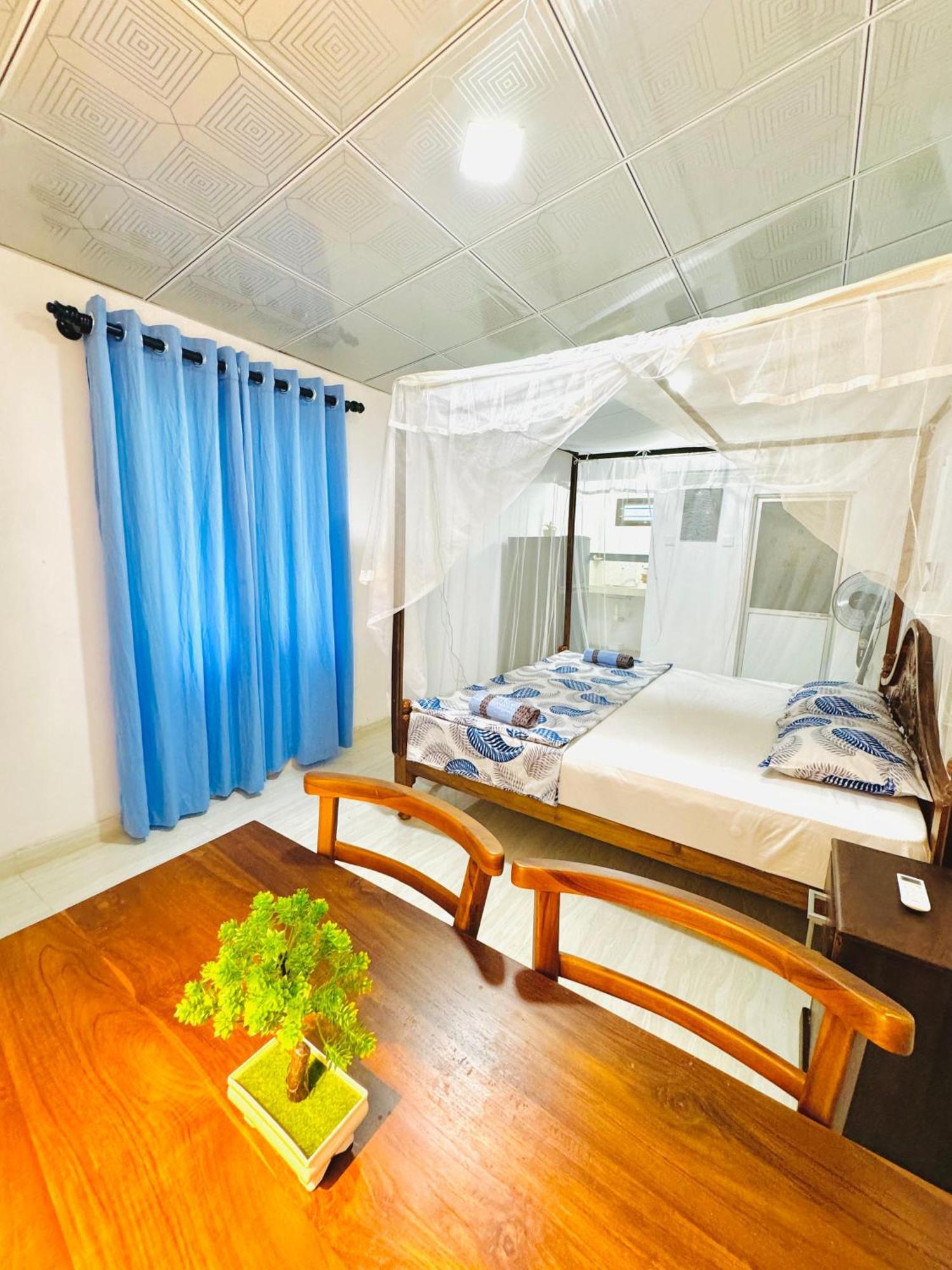 Nethmi Homestay & Restaurant 탕갈레 외부 사진