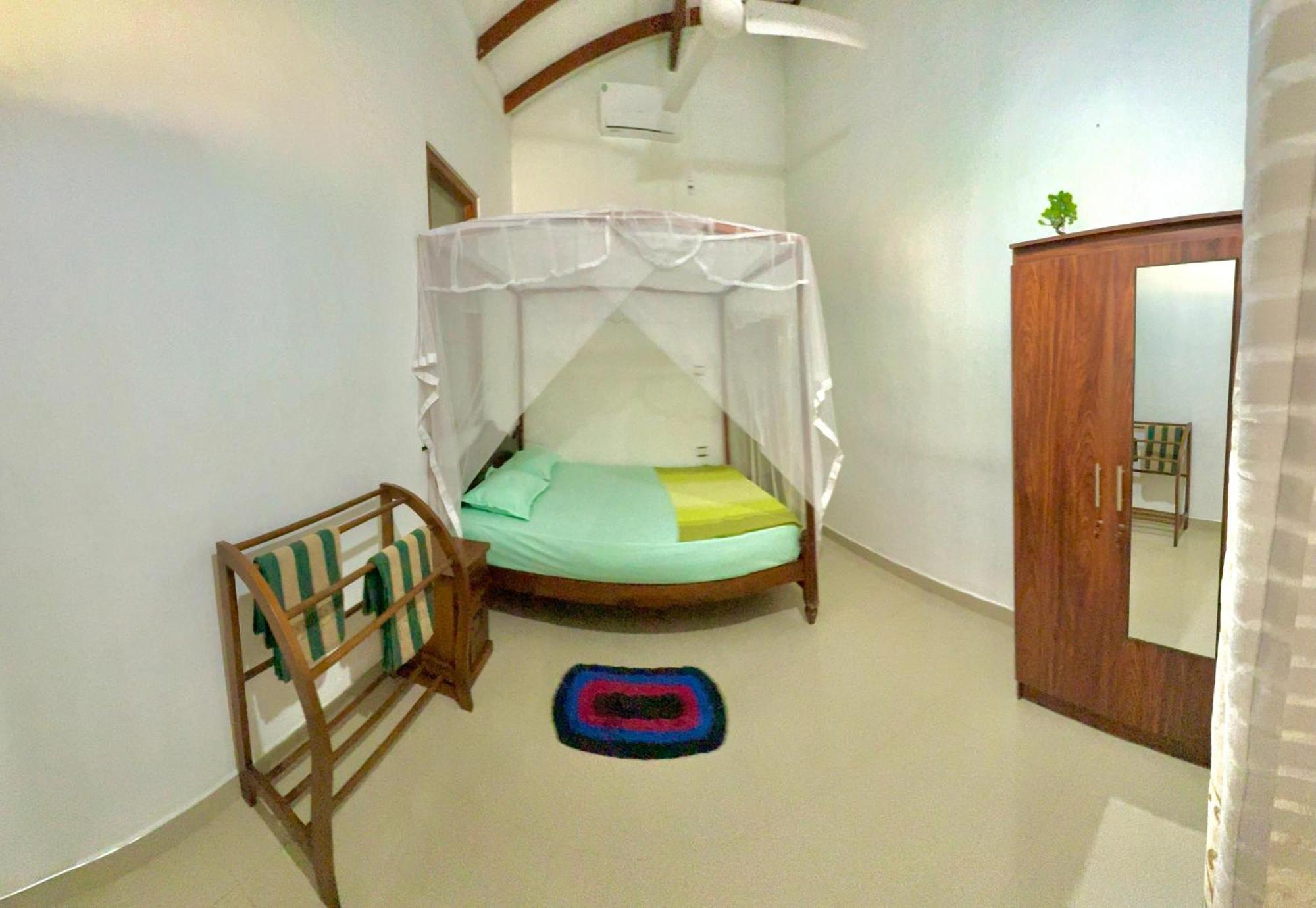 Nethmi Homestay & Restaurant 탕갈레 외부 사진