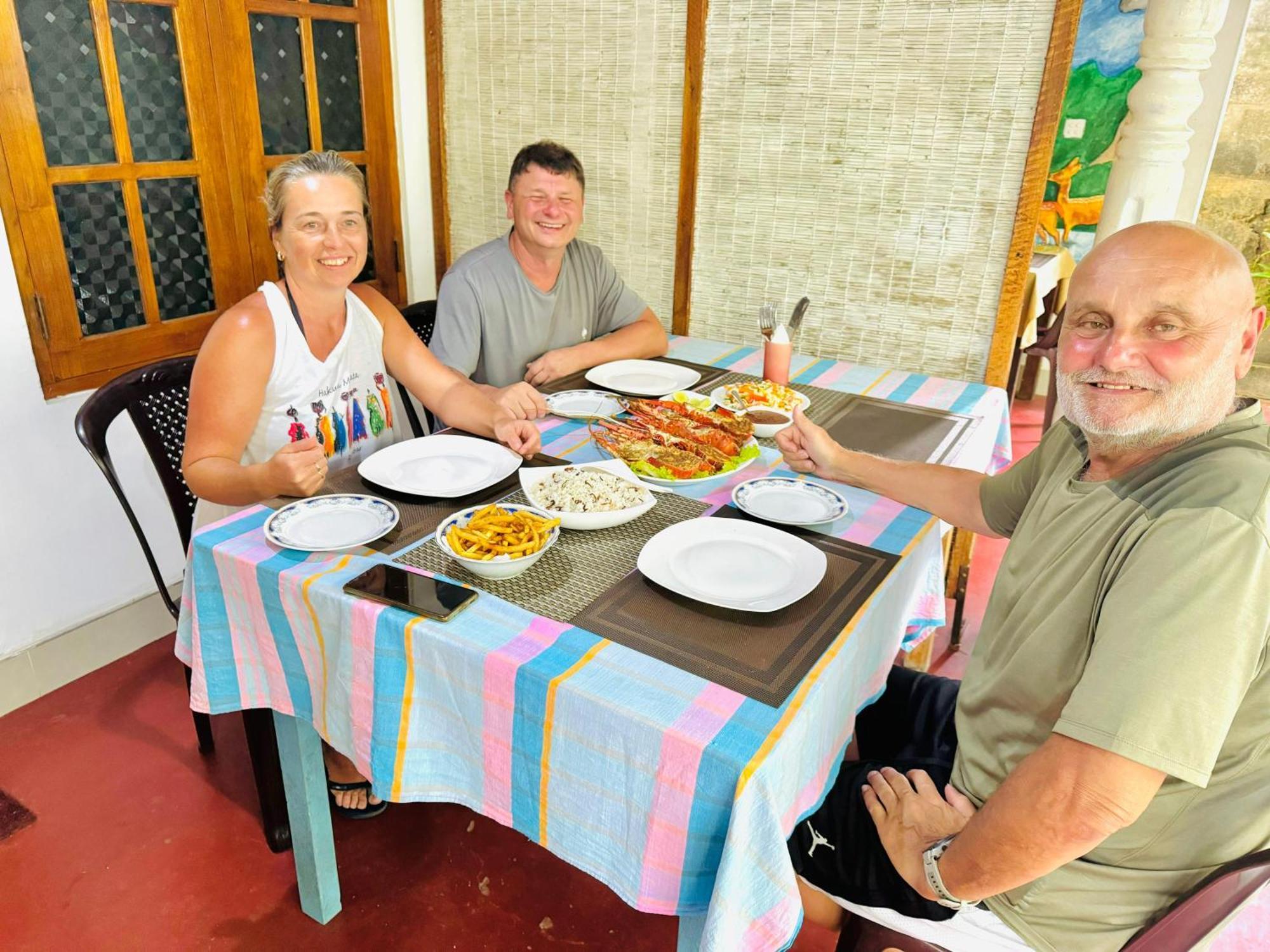 Nethmi Homestay & Restaurant 탕갈레 외부 사진